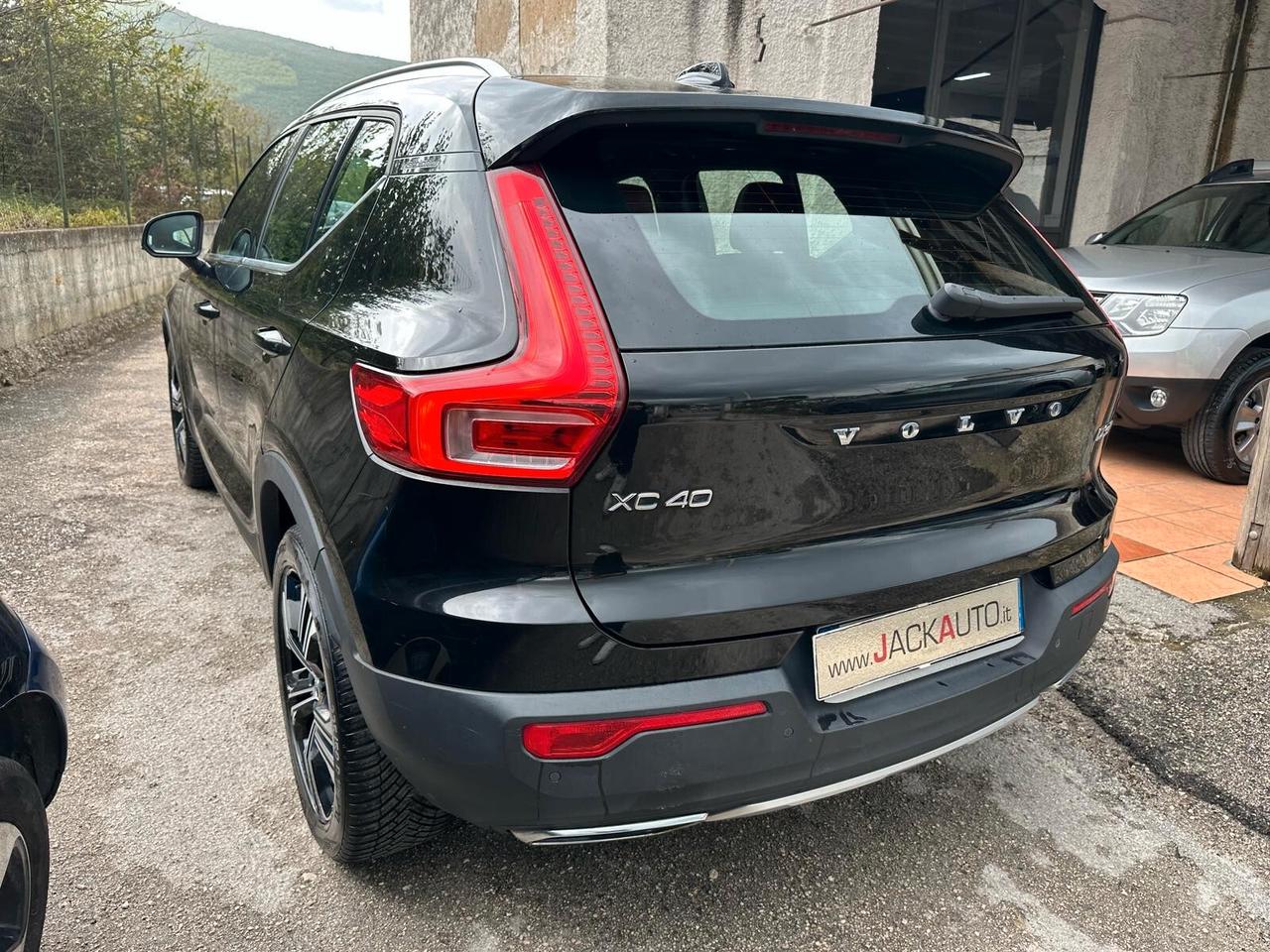 Volvo XC40 D3 Inscription AUTOCARRO