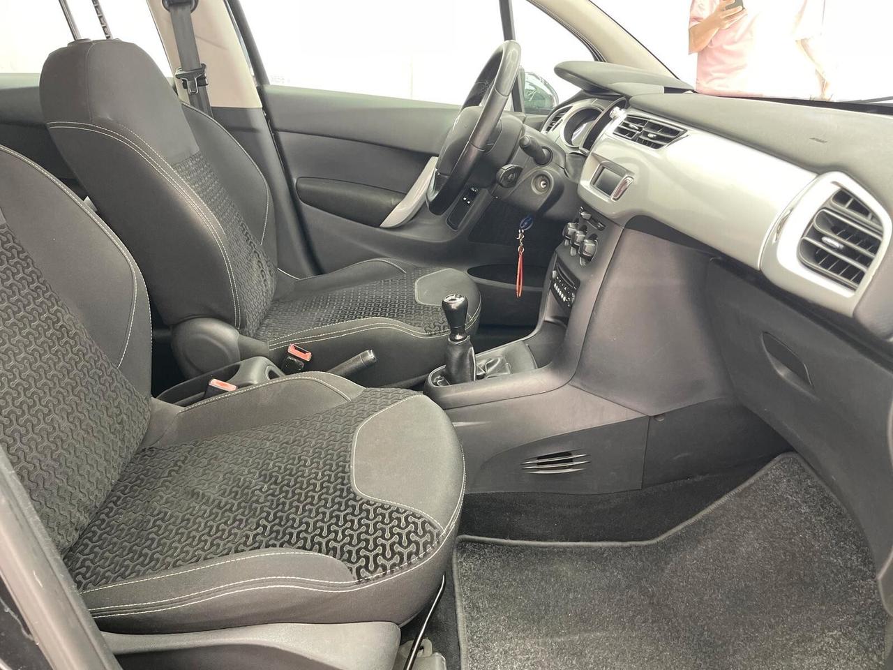 Citroen C3 1.1 BENZINA - NEOPATENTATI - FINANZIAMENTO SENZA BUSTA