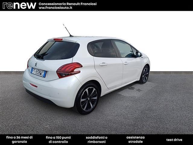 PEUGEOT 208 5 Porte 1.2 PureTech 82cv Signature S&S