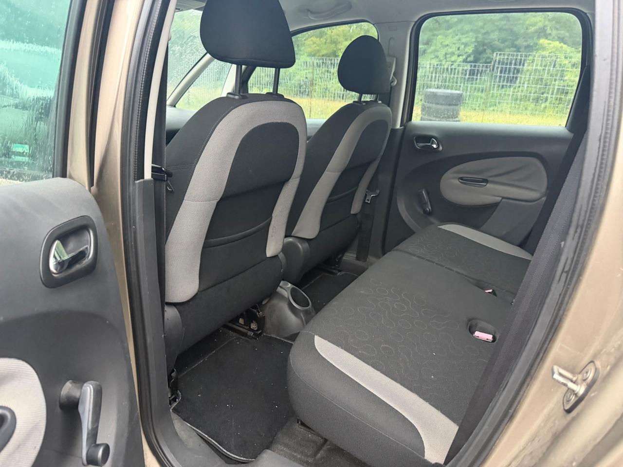 Citroen C3 Picasso 1.4 VTi 95 Exclusive Theatre