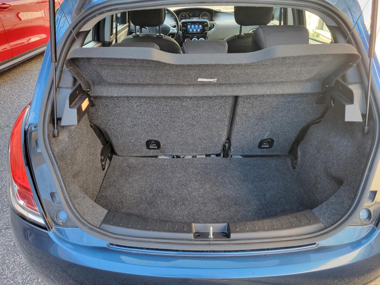 Lancia Ypsilon Hybrid Gold PREZZO REALE