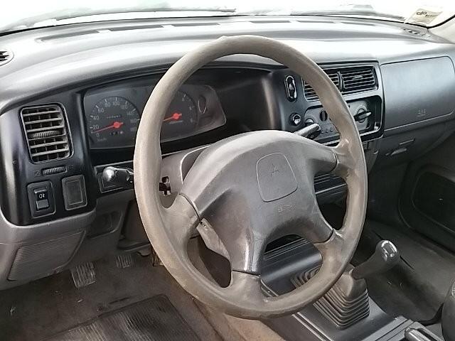 Mitsubishi L200 2.5 TDI 2WD Cab. Singola