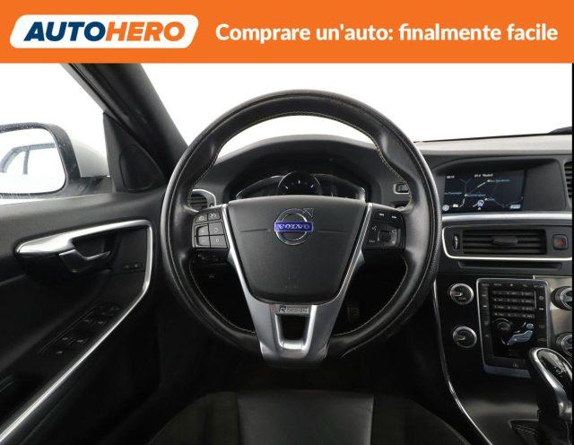 VOLVO V60 D3 Geartronic R-design Momentum