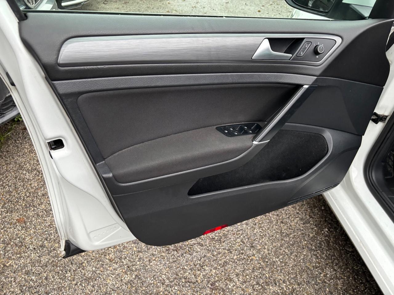 Volkswagen Golf 1.6 TDI 115 CV DSG 5p. Highline BlueMotion Technology