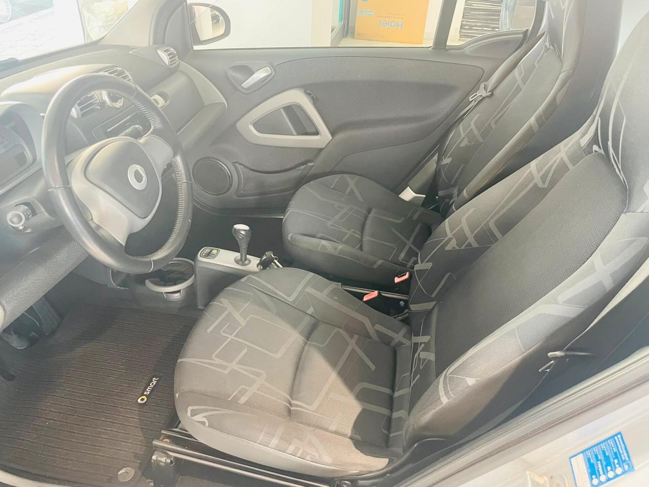 Smart ForTwo 1000 52 kW MHD coupé pure