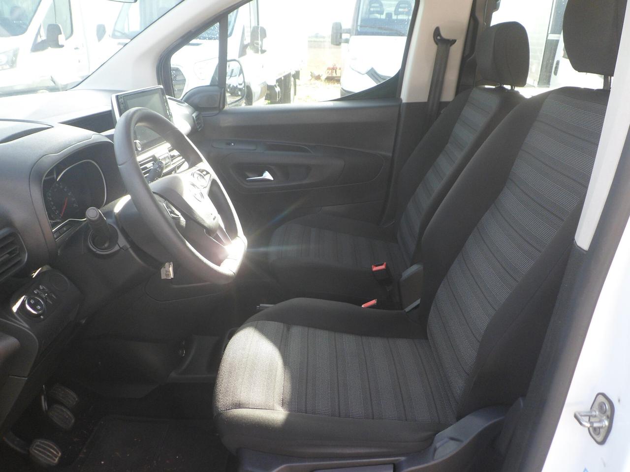 Opel Combo 5 posti autocarro
