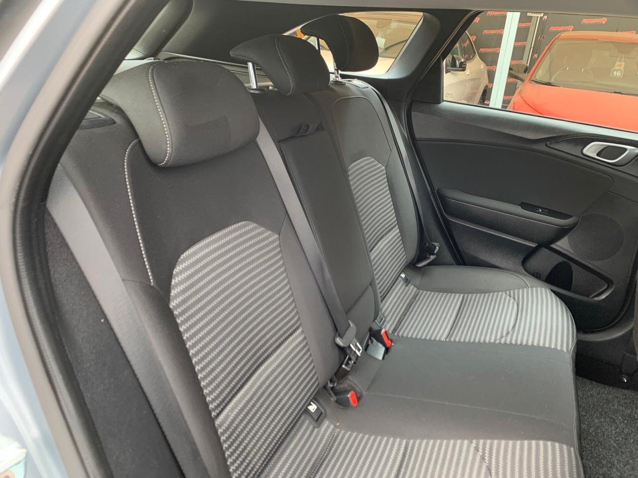 Kia Ceed Sportswagon 1.6 CRDi 136 CV MHEV SW Business