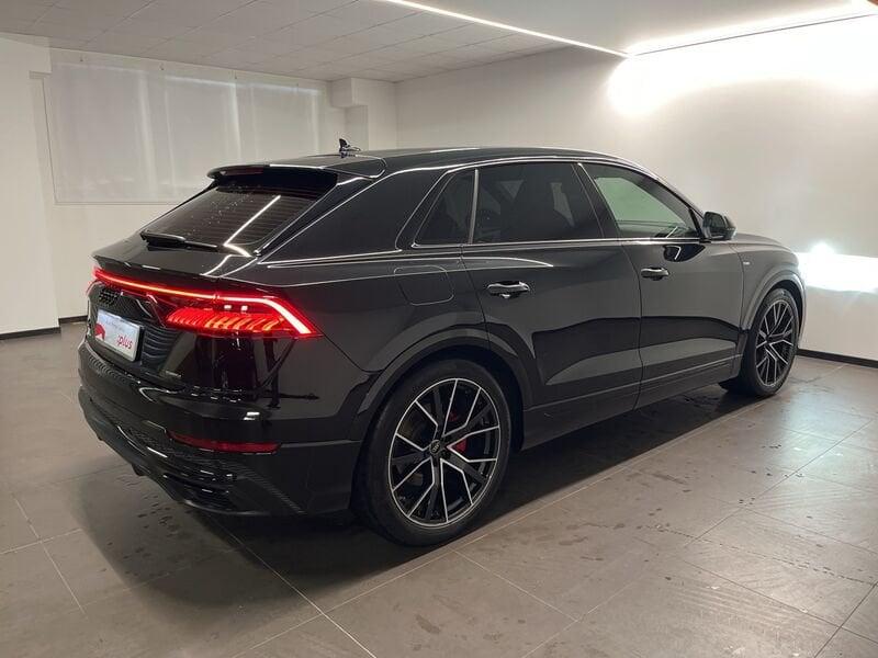 Audi Q8 Audi Sport 50 TDI quattro 210(286) kW(CV) tiptronic