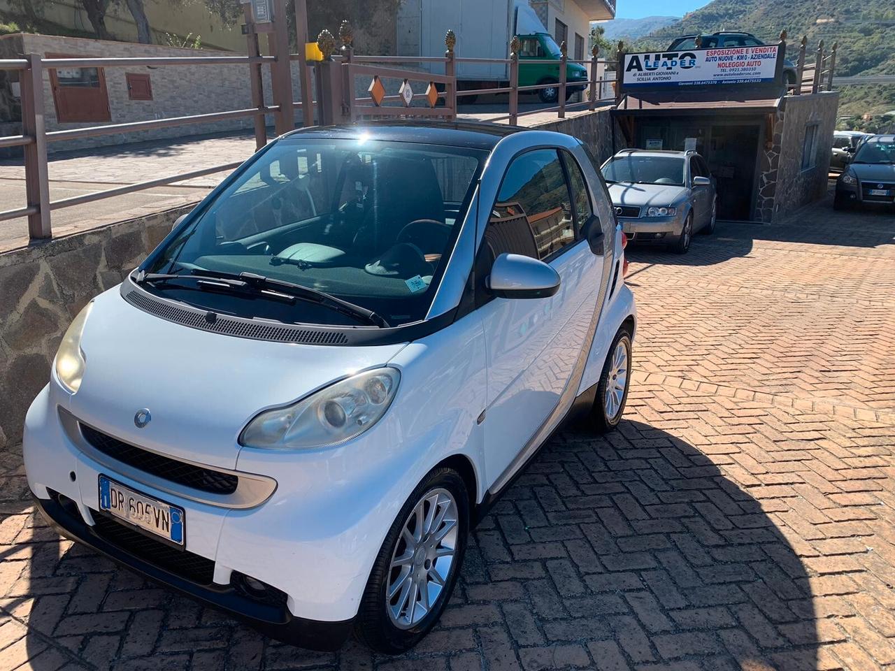 Smart ForTwo 1000 52 kW coupé passion