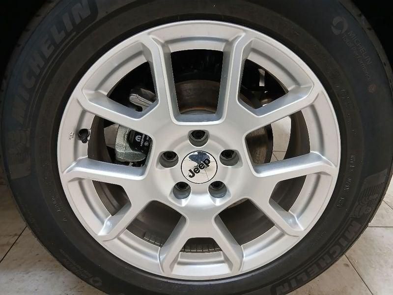 Jeep Renegade 1.5 turbo t4 mhev 2wd dct