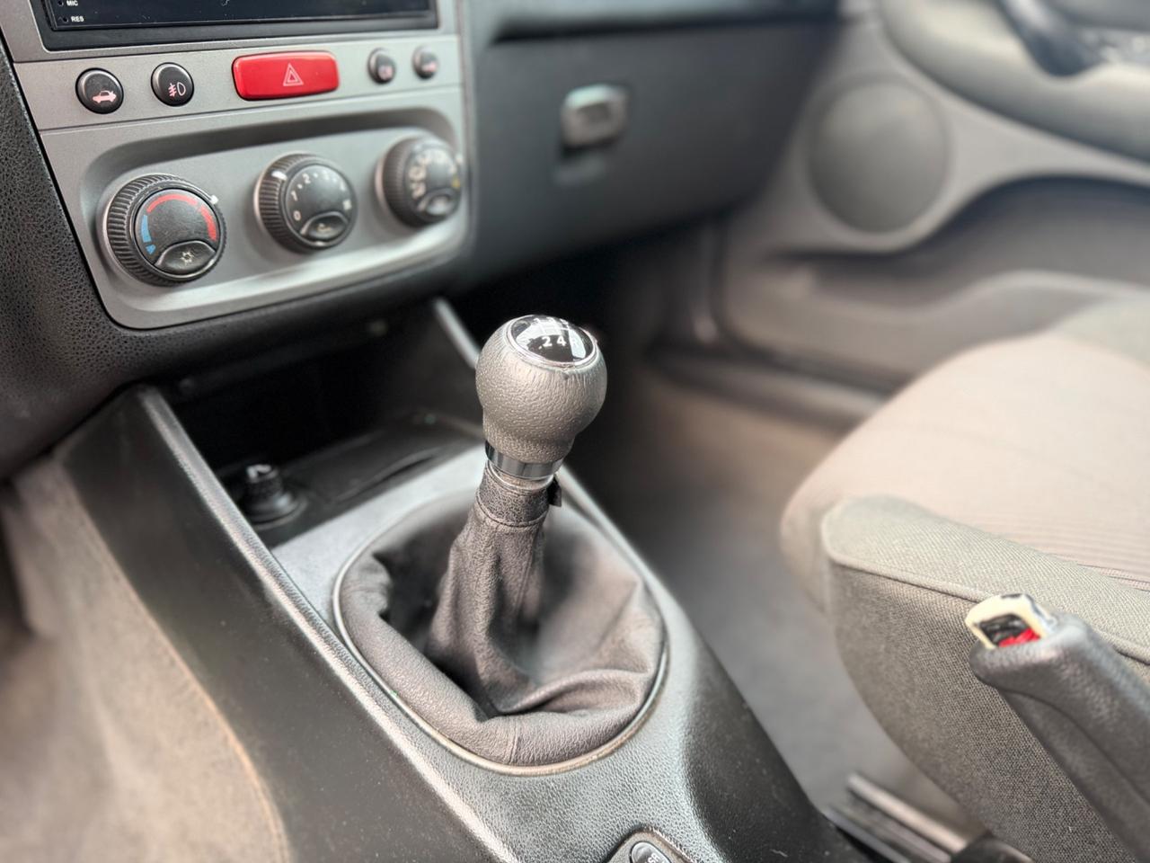 Alfa Romeo 147 1.9 JTD 115CV Distinctive G.Traino