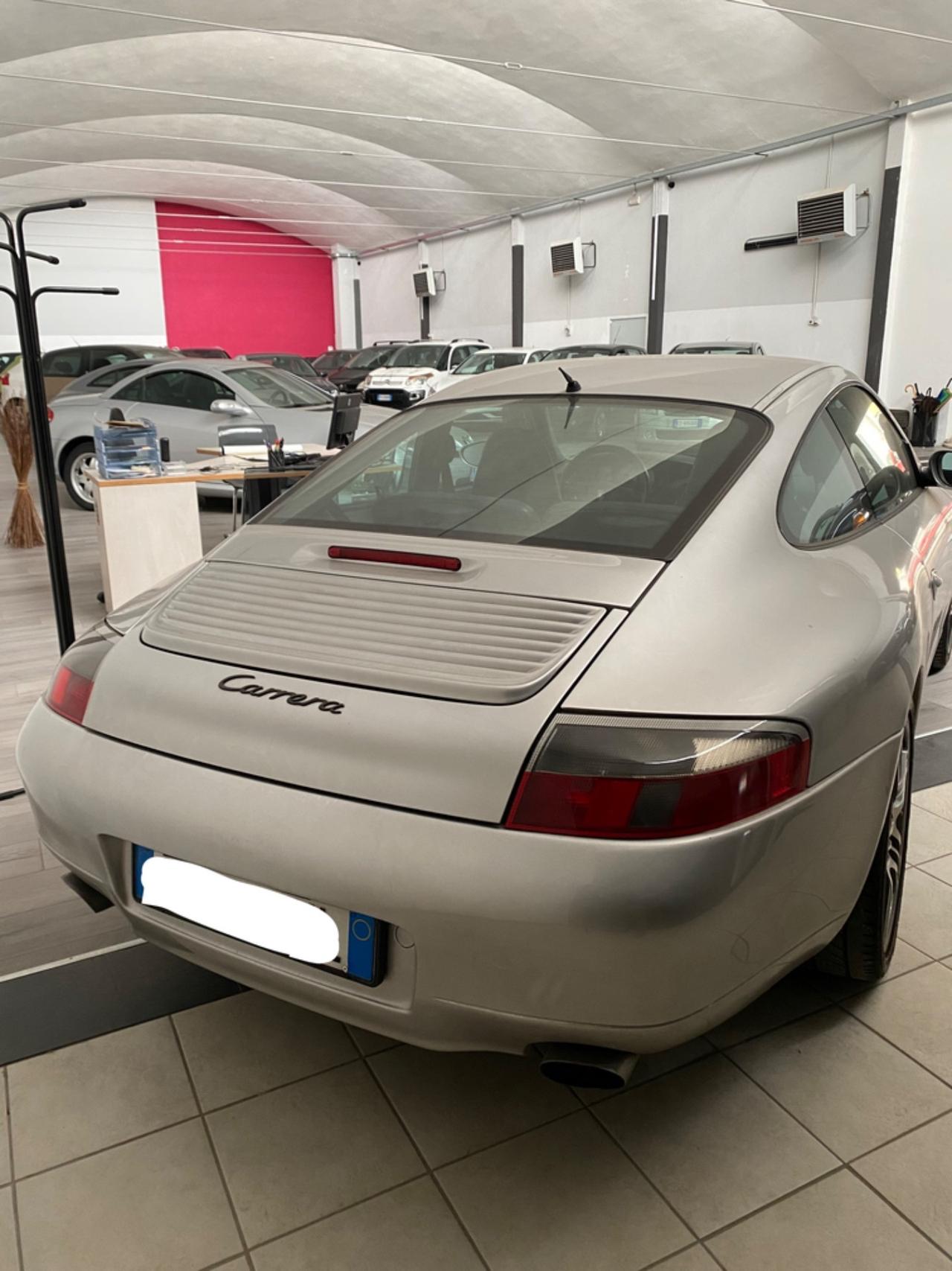 Porsche 911 Carrera cat Coupé