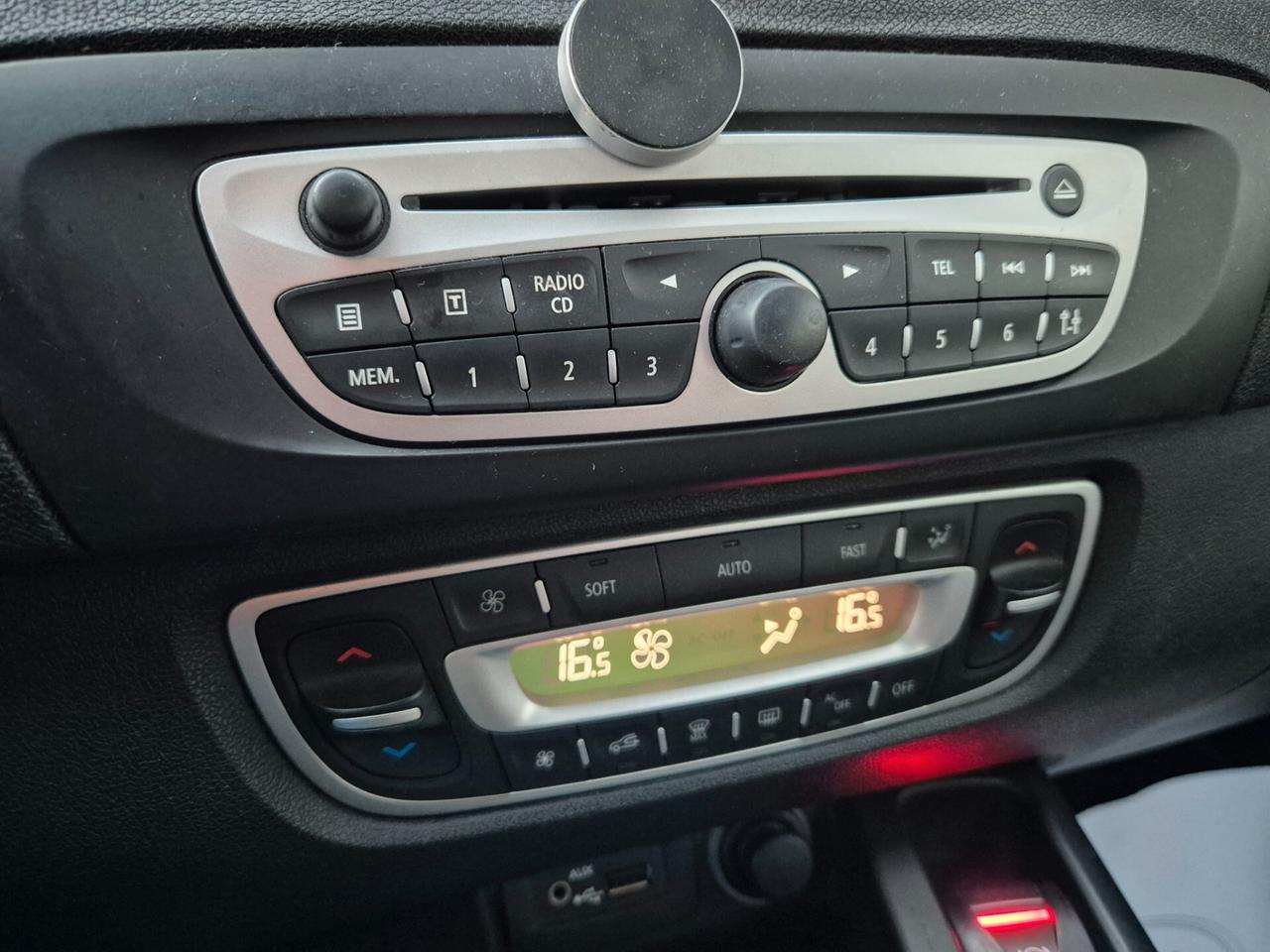 Renault Scenic Scénic X-Mod 1.5 dCi 110CV Dynamique