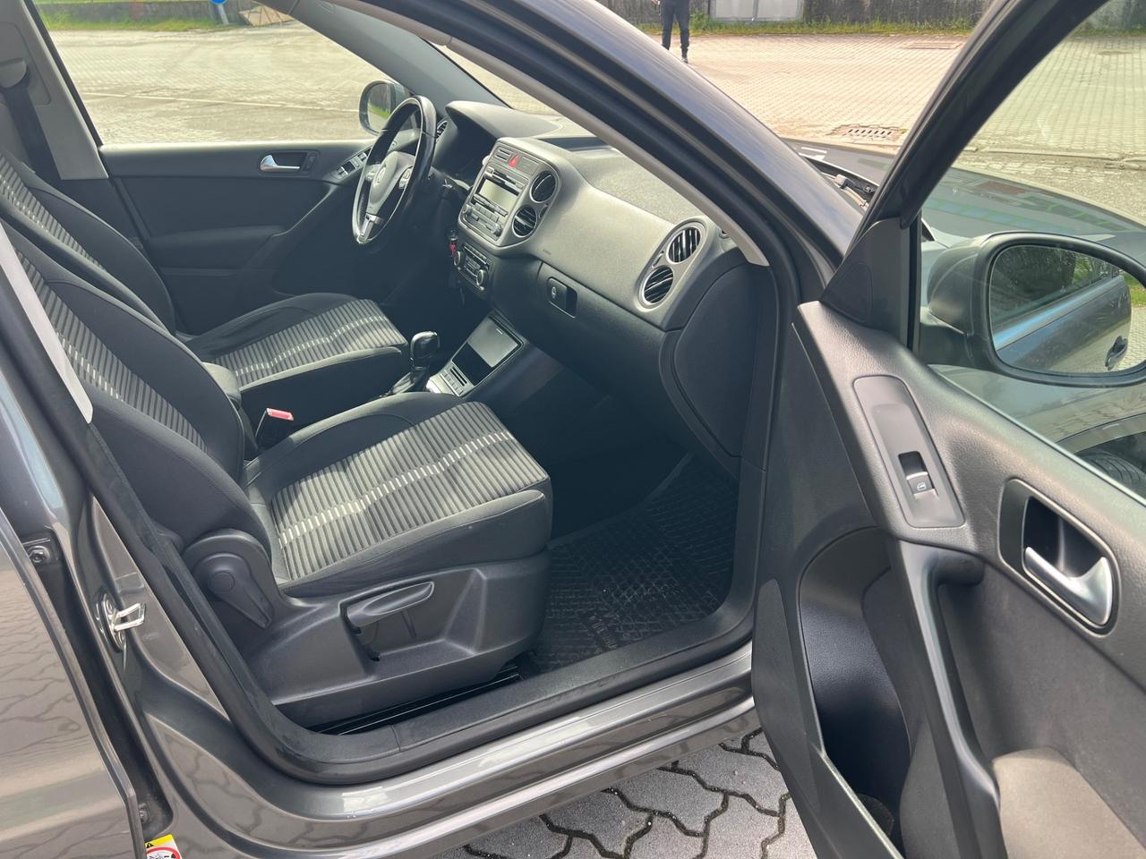 Volkswagen Tiguan 2.0 TDI DPF 4MOTION DSG Sport & Style