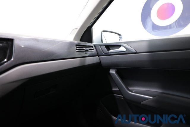 VOLKSWAGEN Polo 1.0 TSI DSG LIFE NEOPATENTATI
