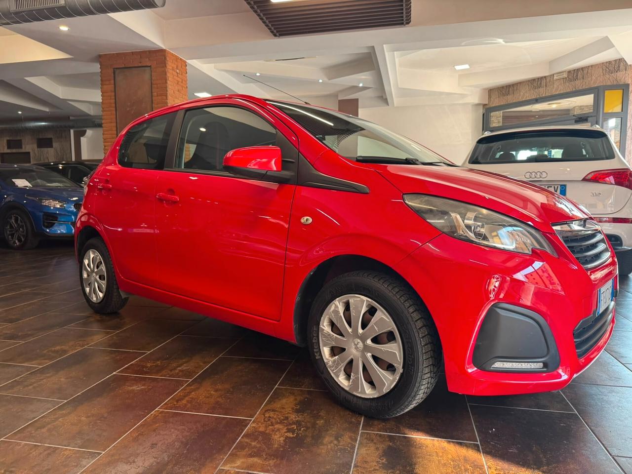 Peugeot 108 VTi 68 5 porte Allure TOP!