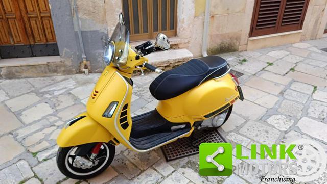 PIAGGIO Vespa GTS 300 Super Sport