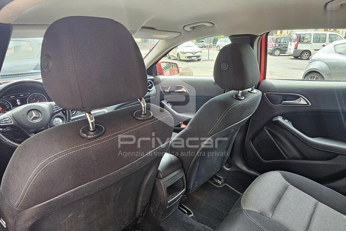MERCEDES GLA 200 d Automatic 4Matic Premium