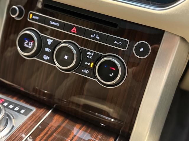 LAND ROVER Range Rover 3.0 TDV6 Autobiography