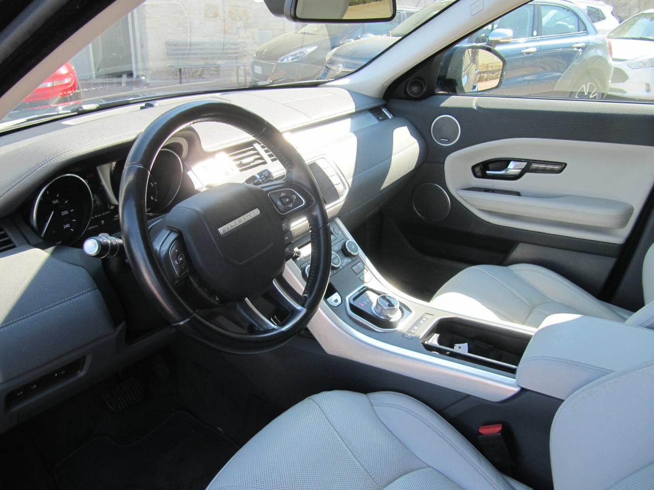 Land Rover Range Evoque 2.0 TD4 150 CV 5p. SE - automatico