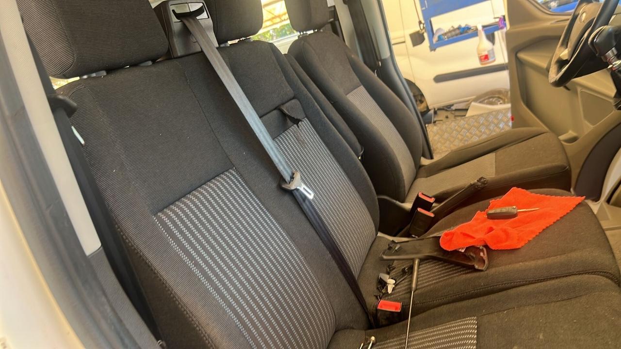 Ford Transit Custom Transit Custom 9 posti