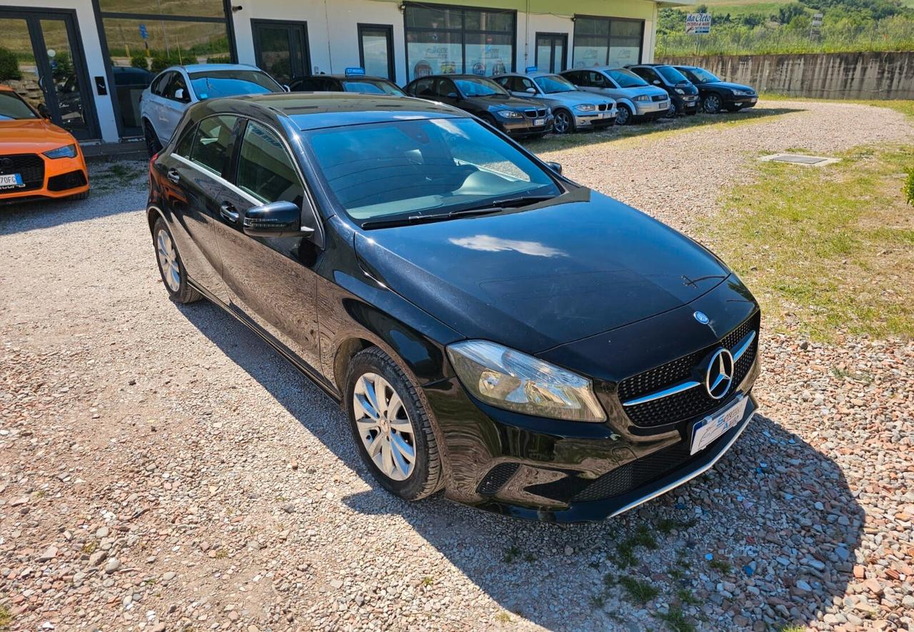 Mercedes-benz A 180 A 180 d Executive