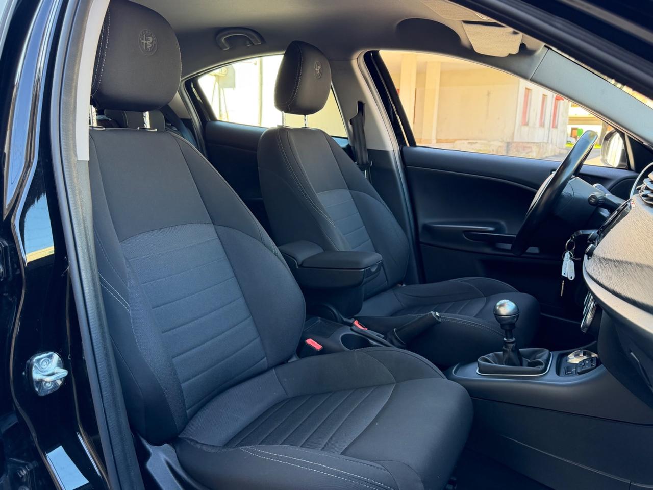 Alfa Romeo Giulietta 1.6 JTDm 120 CV exclusive