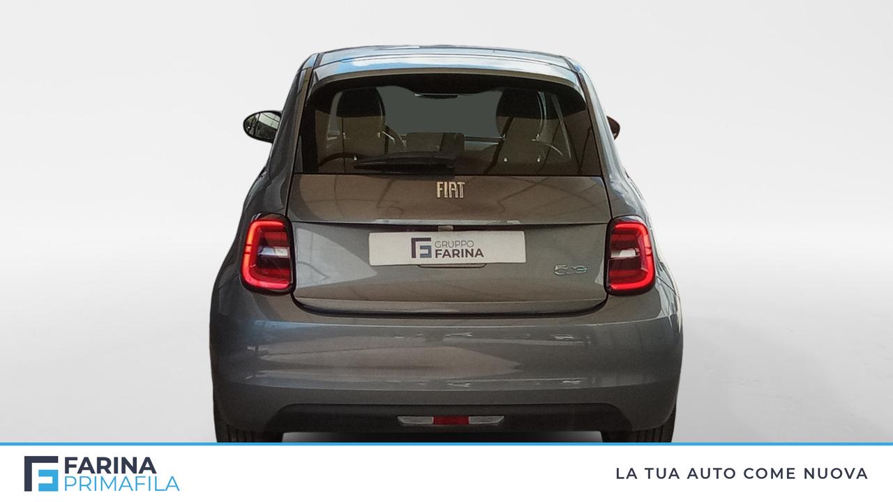 FIAT Nuova 500 Hatchback My23 La Nuova 500 - 190 Berlina