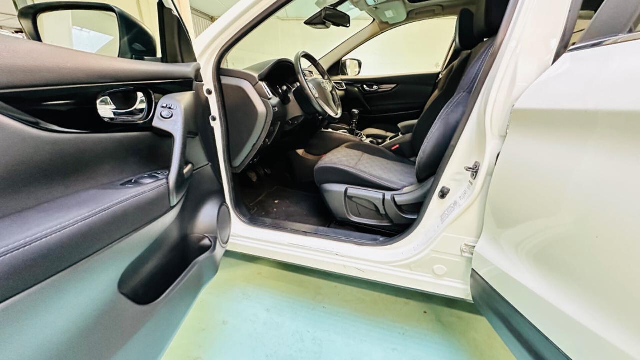 Nissan Qashqai 130CV. Tettuccio panoramico
