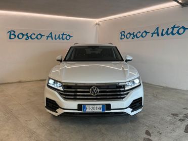 VOLKSWAGEN Touareg 3.0 V6 TDI 286 CV SCR Style