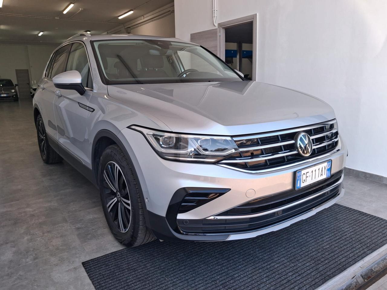 Volkswagen Tiguan 2.0 TDI 150 CV SCR DSG Life