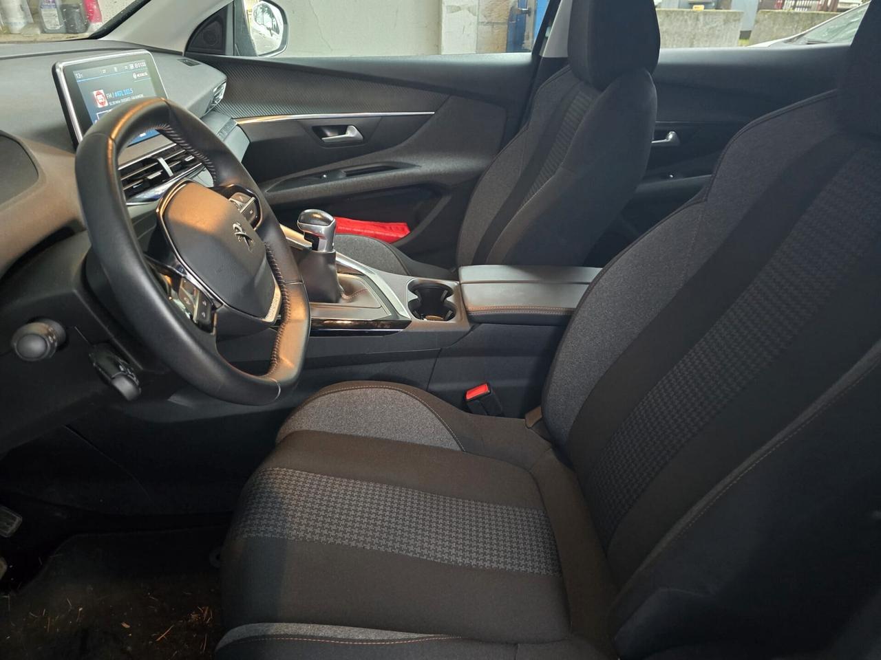 Peugeot 3008 BlueHDi 130 S&S Business rate da 165,00