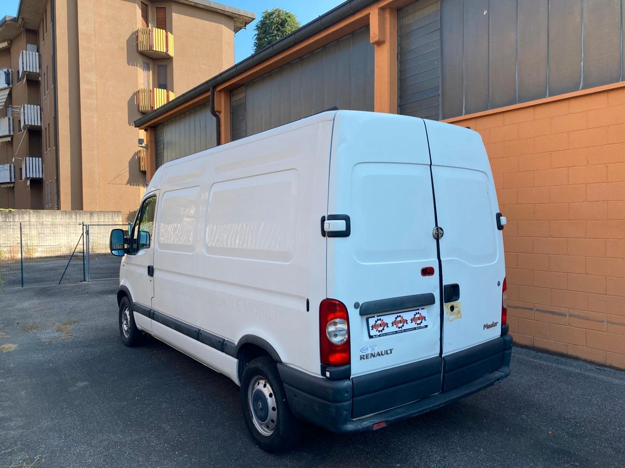 Renault Master T35/150 2.5 dCi PC-TM Fur.Gen.