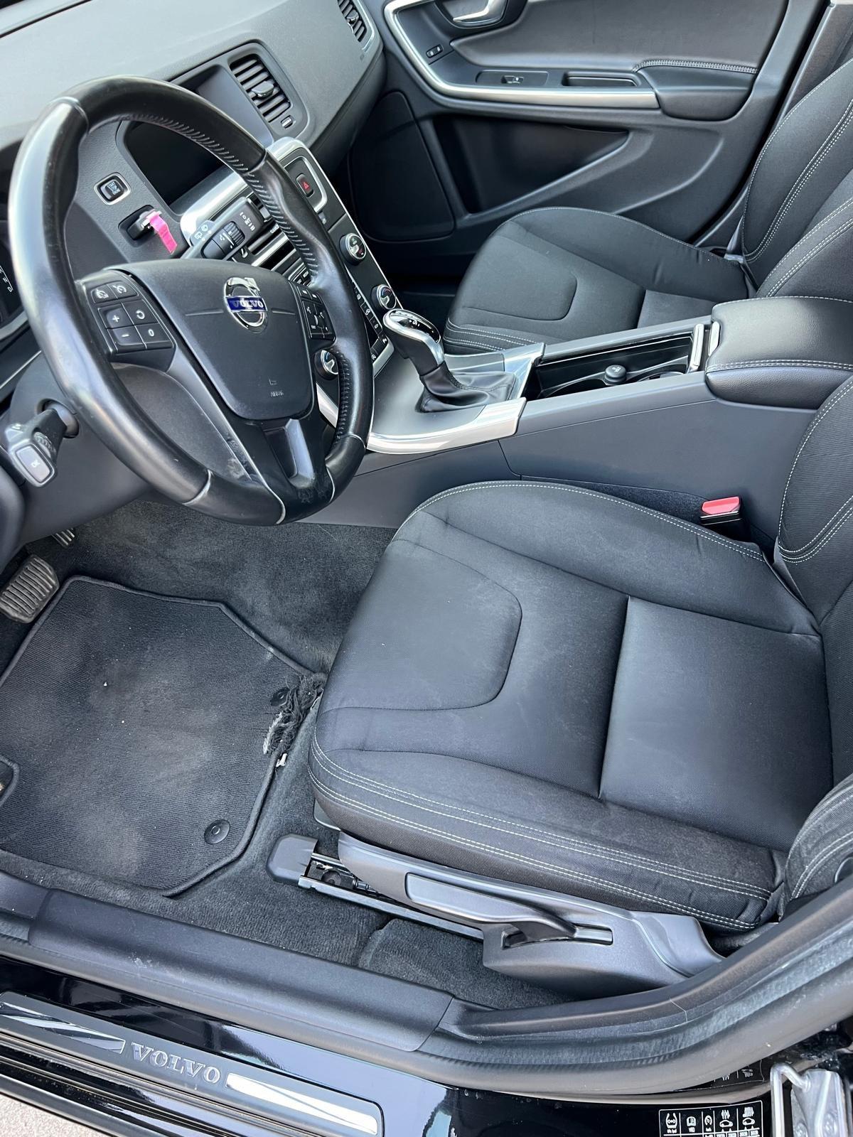 Volvo V60 D2 Geartronic Business 2.0 DIESEL ANNO 2018