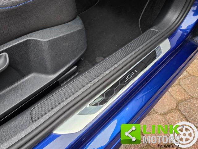 VOLKSWAGEN Golf 1.5 TSI 150 CV R Line Airlift Omologato