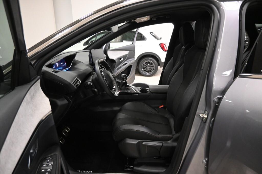 PEUGEOT 3008 1.2 130CV GT *2024 *9000KM