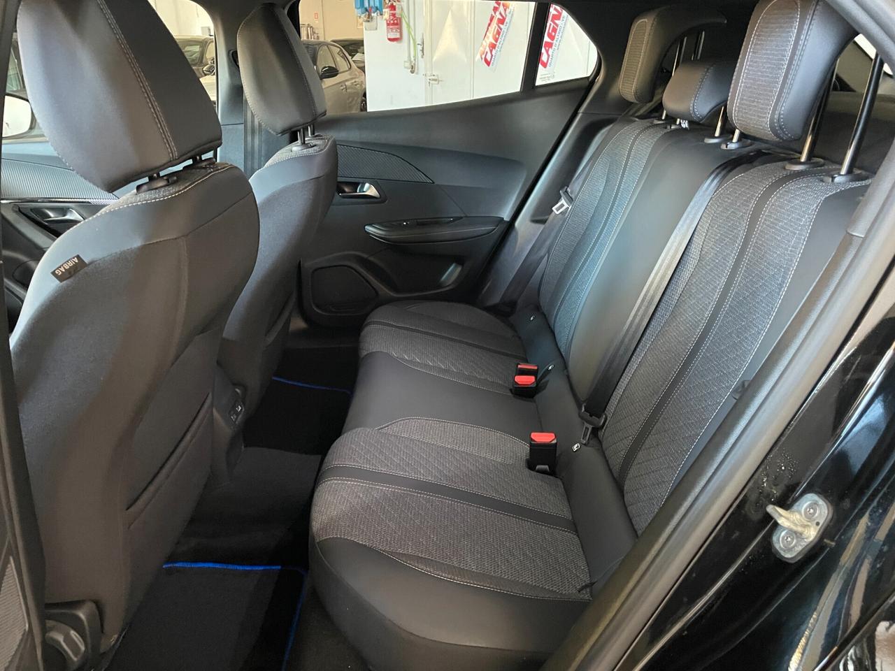 Peugeot 2008 100cv Allure 2025 NERO metalizzato