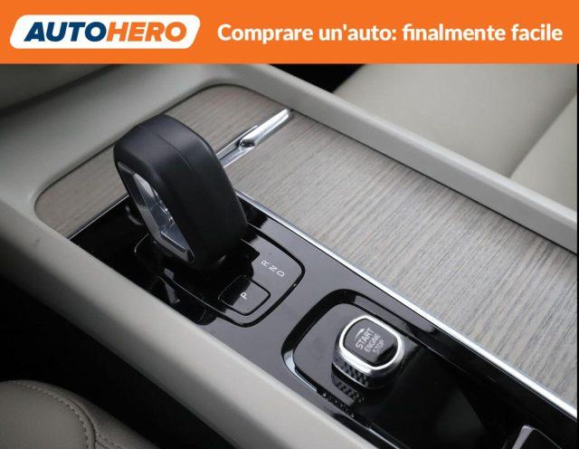 VOLVO XC60 B4 (d) automatico Essential