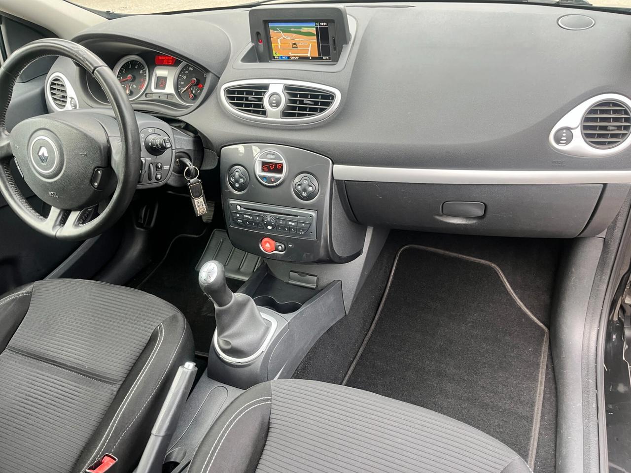 Renault Clio 1.2 16V 5 porte Dynamique