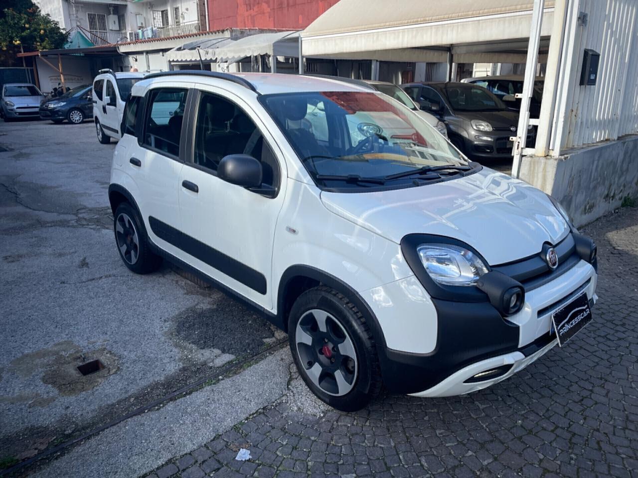 Fiat Panda 1.0 FireFly S&S Hybrid City Cross