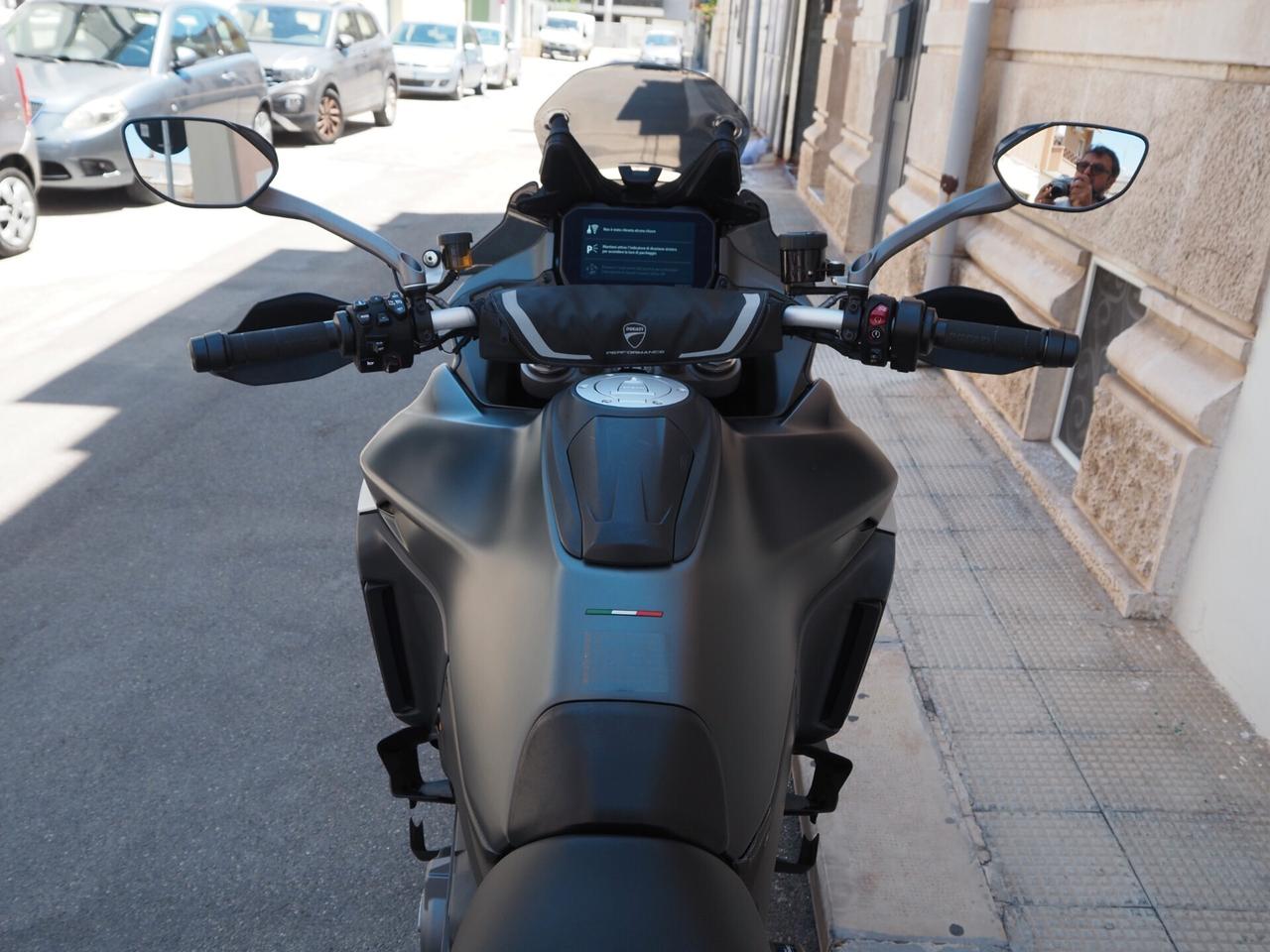 Ducati Multistrada V4 S Full
