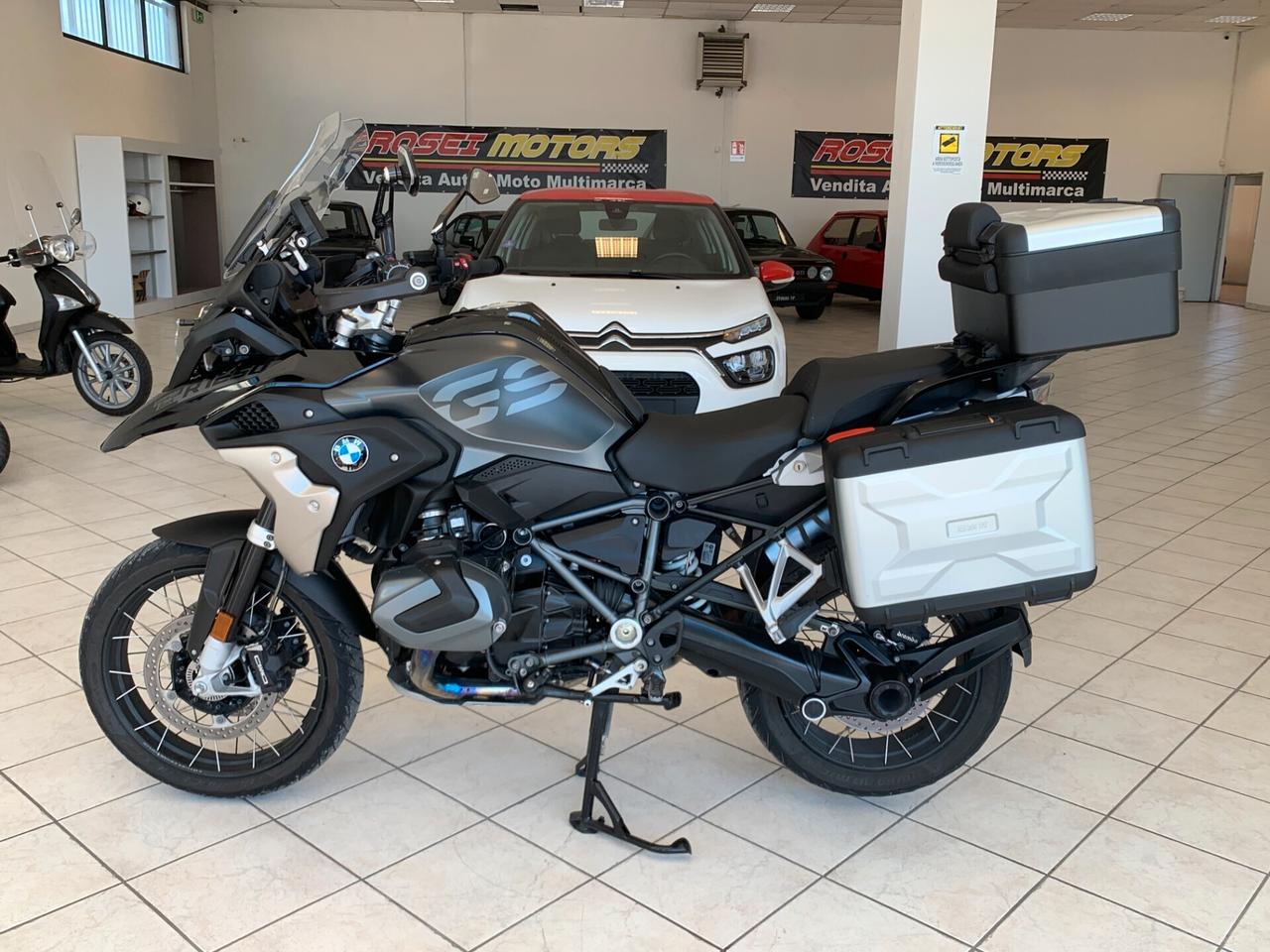 Bmw R 1250 GS 2022 Triple Black + tris valigie