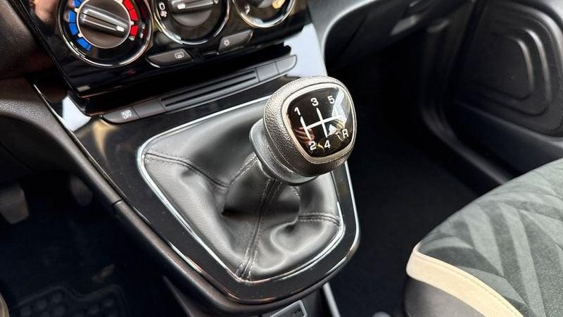 Lancia Ypsilon 5 Porte 1.2 Ecochic 69cv Gold