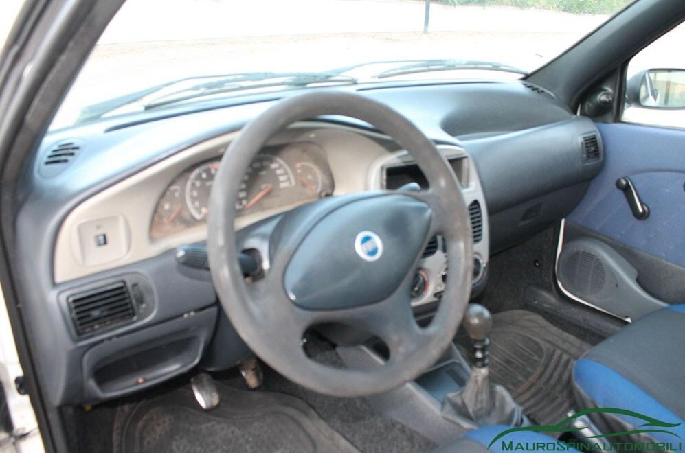 FIAT Strada 1.9 JTD Pick-up Fiorino