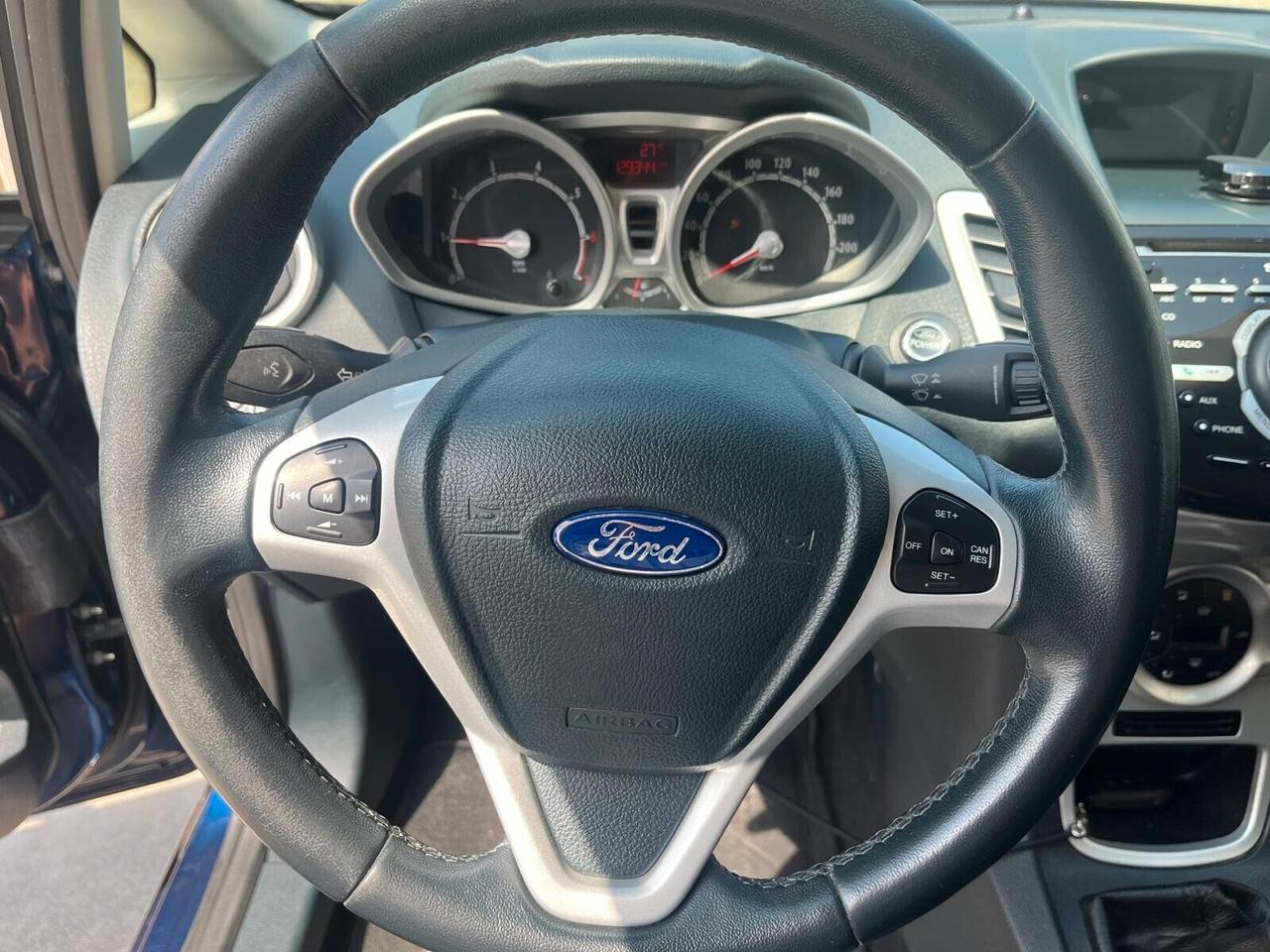 Ford Fiesta Titanium 1.4 5 porte Bz.- GPL