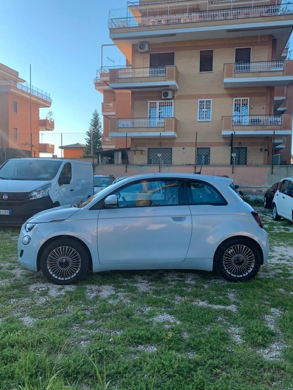 Fiat 500e ICON 42 kWh UNIPRO