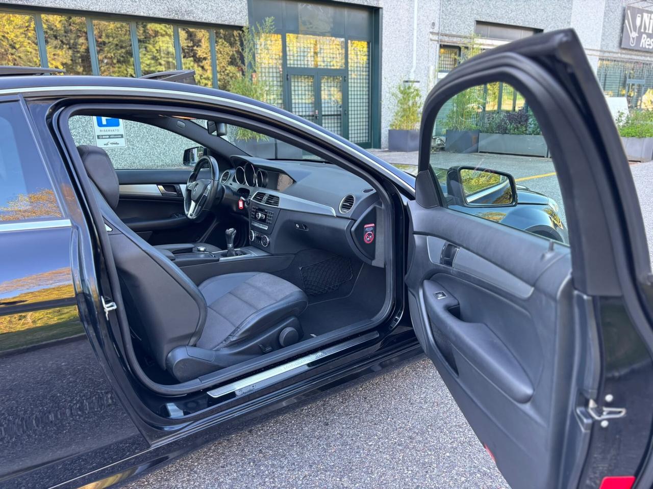 Mercedes-benz C 200 BlueEFFICIENCY Avantgarde COUPE'*TETTUCCIO APRIBILE*
