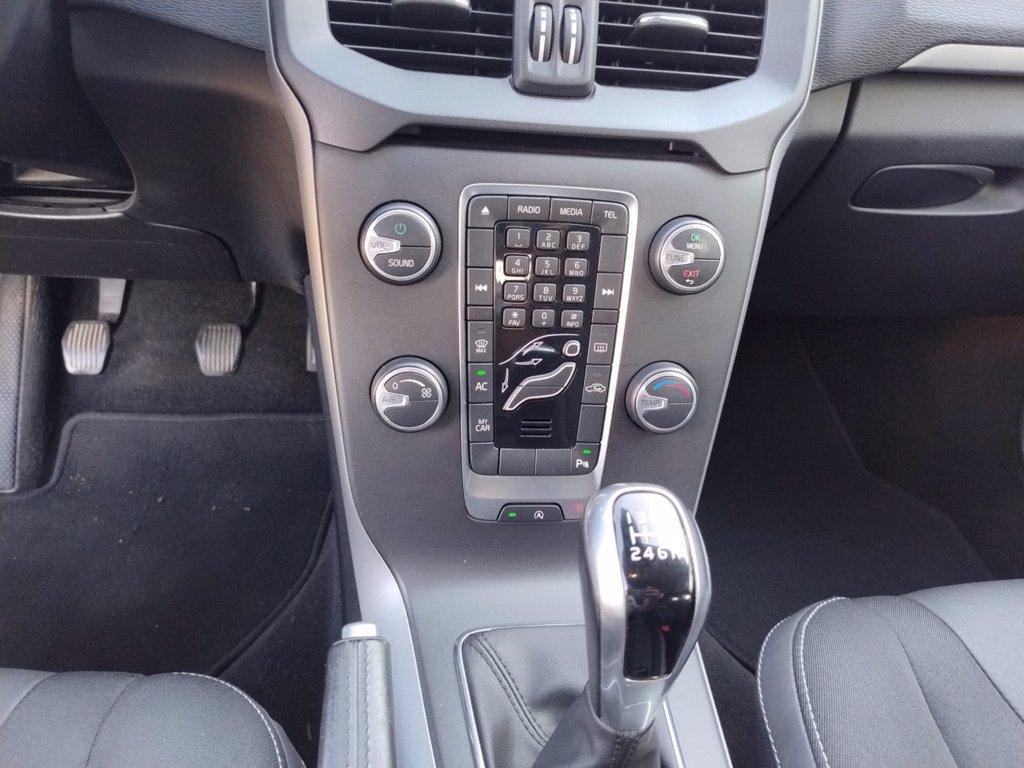 VOLVO V40 2.0 d2 plus del 2019