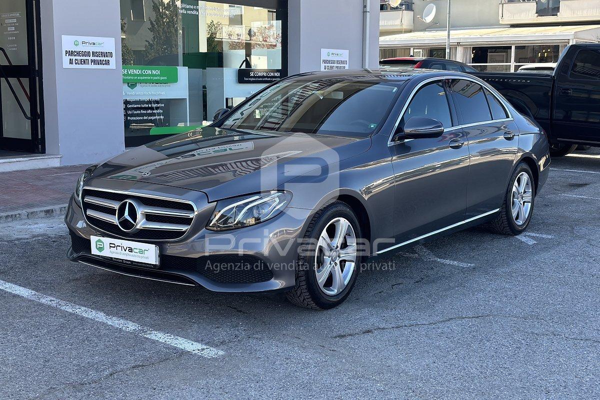 MERCEDES E 200 Auto Exclusive