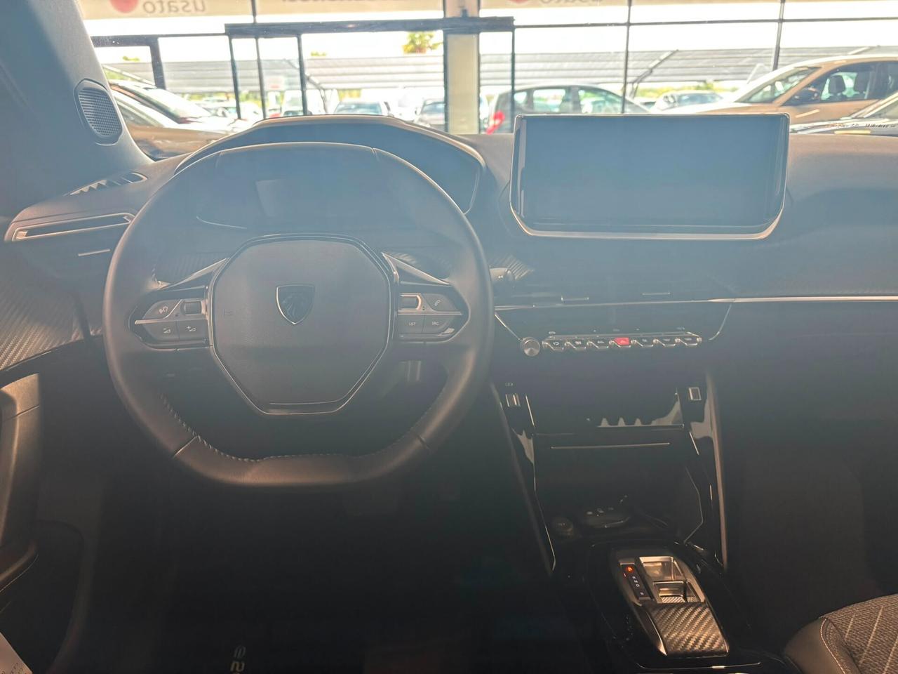 Peugeot 2008 ALLURE motore elettrico 156 CV 54 kWh SPOTICAR